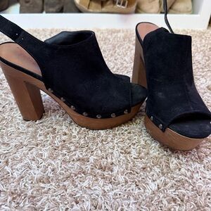 Indigo Rd Black Suede Platform Heels